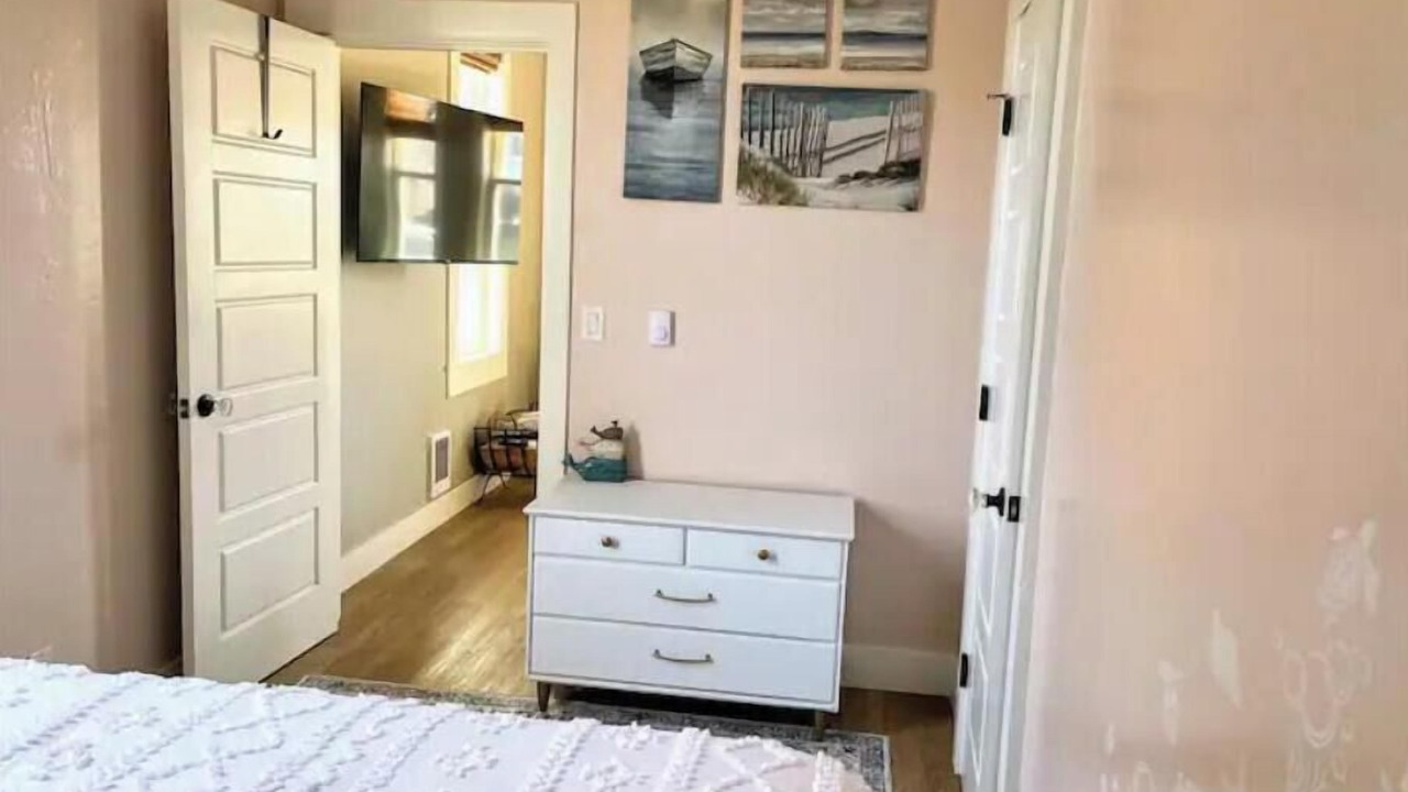 Photo of Bedroom in Eureka
