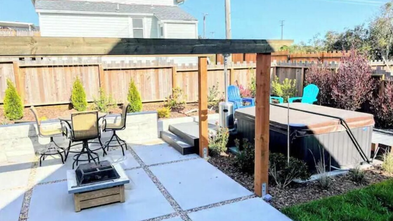 Photo of Outdoor in Eureka