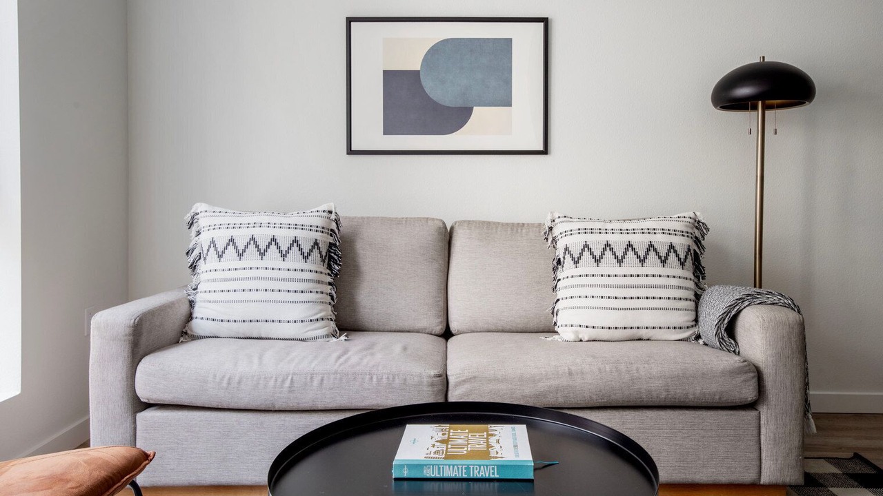 Photo of Livingroom in Hayward