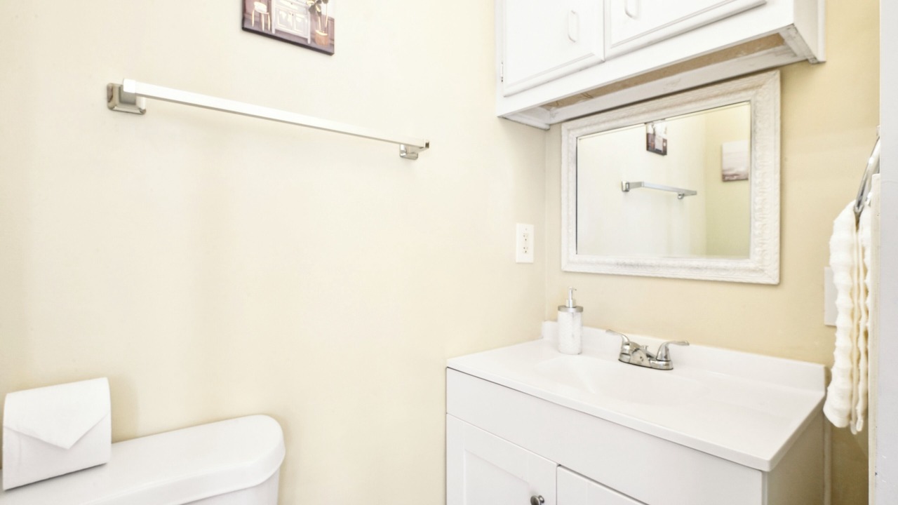 Photo of Bathroom in Marina