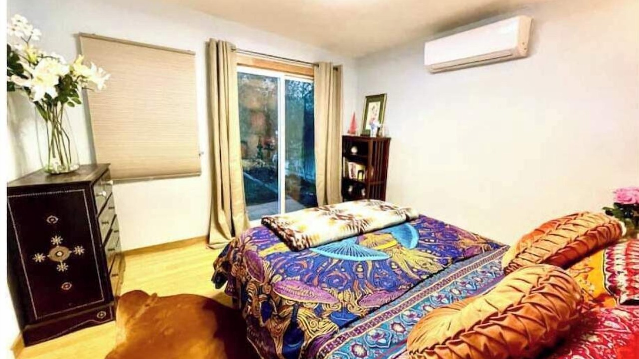 Photo of Bedroom in Burbank