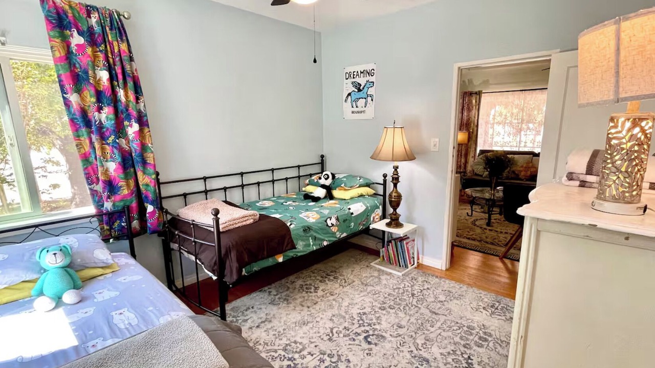 Photo of Bedroom in Burbank