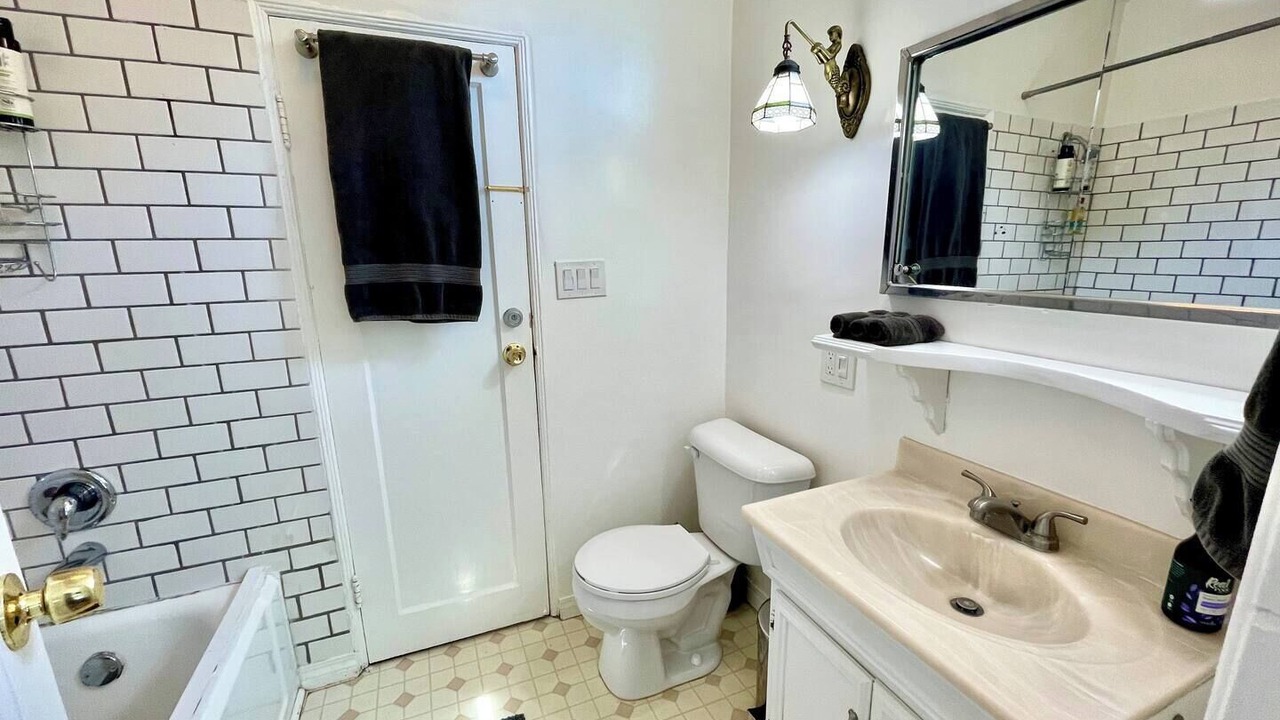 Photo of Bathroom in Burbank