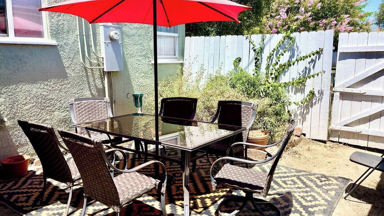 Photo of Outdoor in Burbank