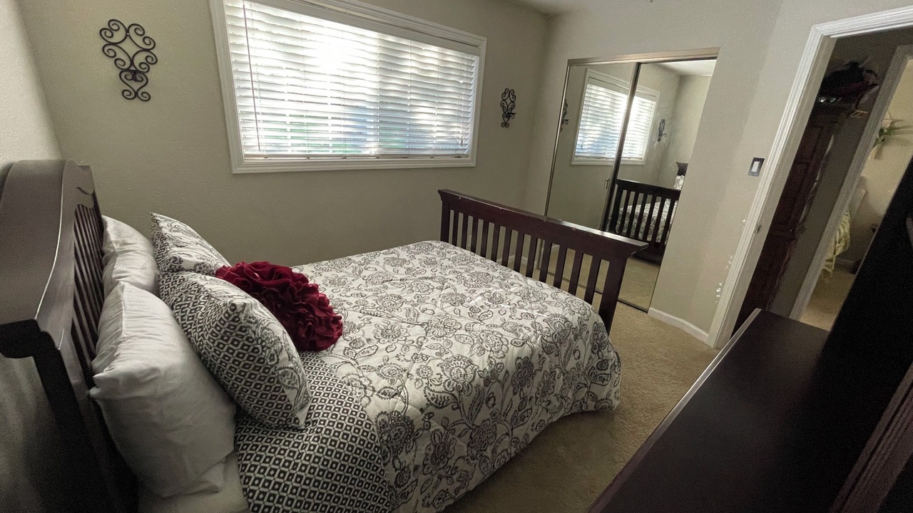 Photo of Bedroom in Vallejo