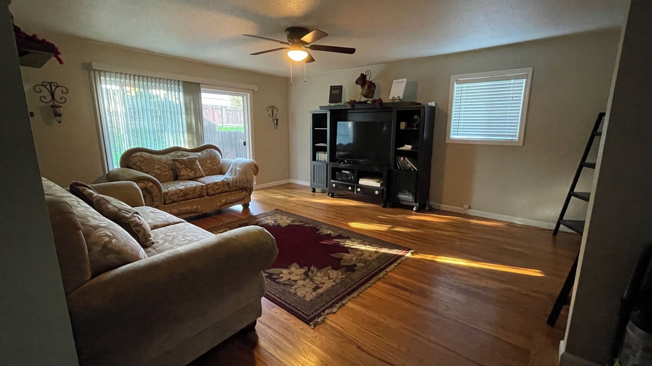 Photo of Livingroom in Vallejo