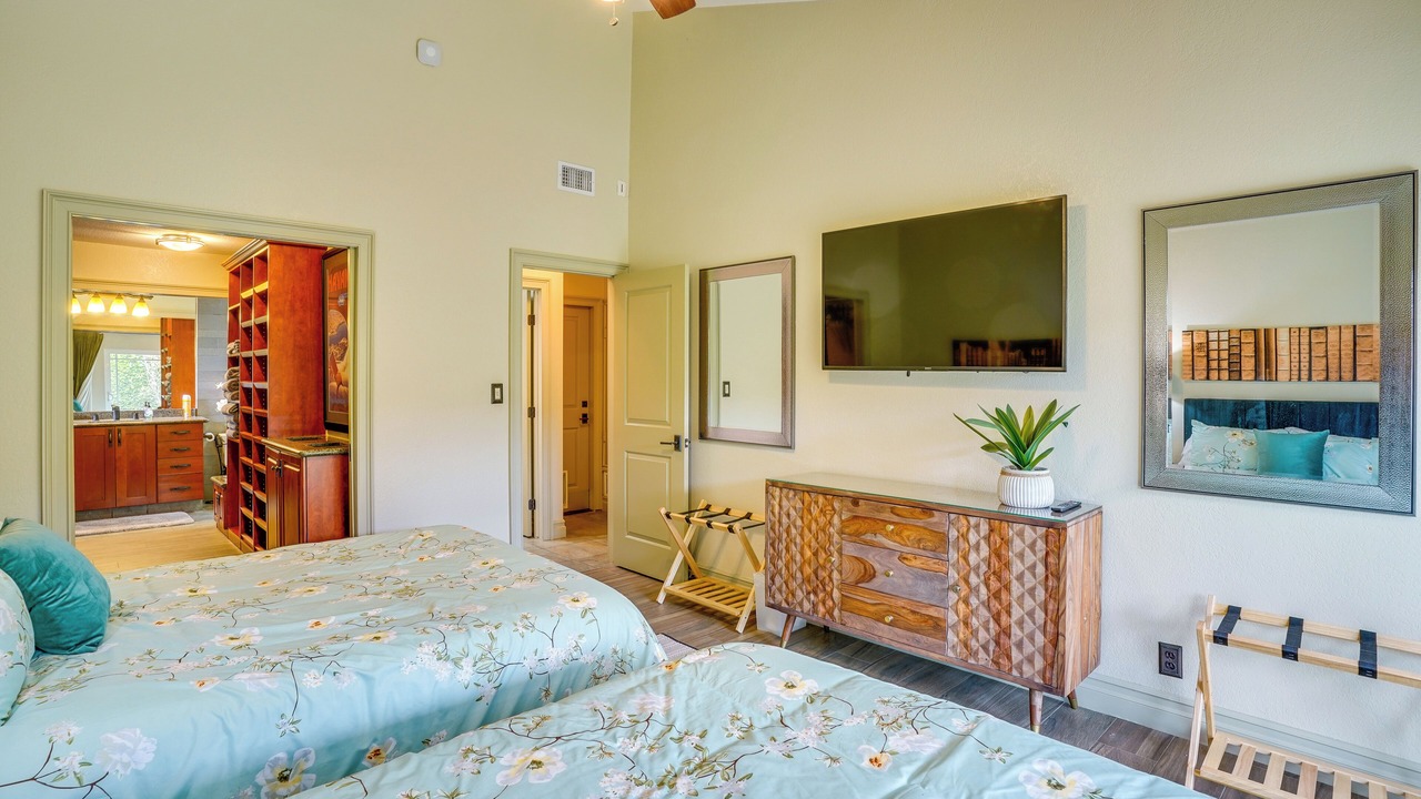 Photo of Bedroom in North Tustin