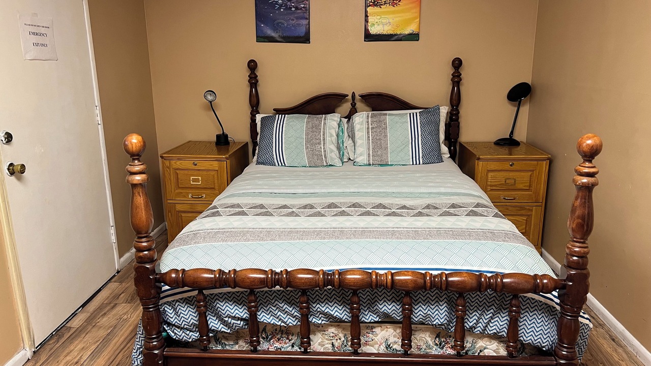 Photo of Bedroom in Hawthorne