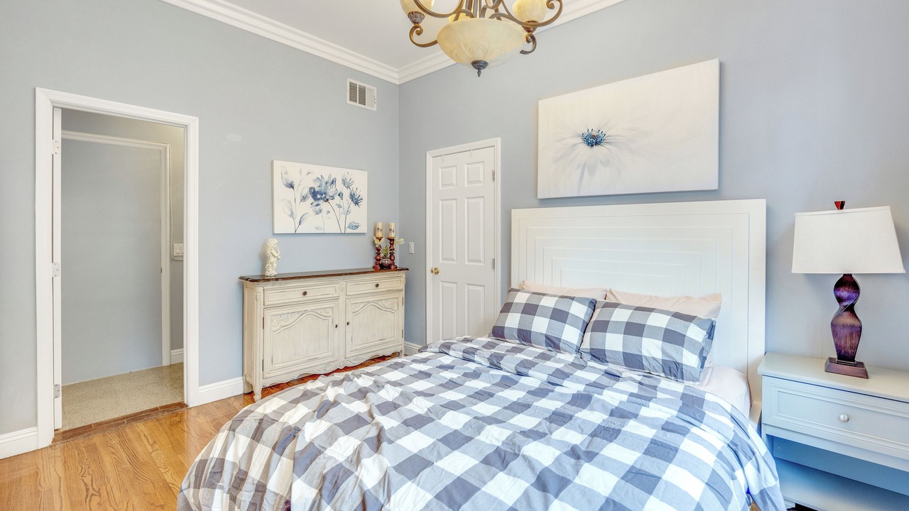 Photo of Bedroom in Lamanda Park