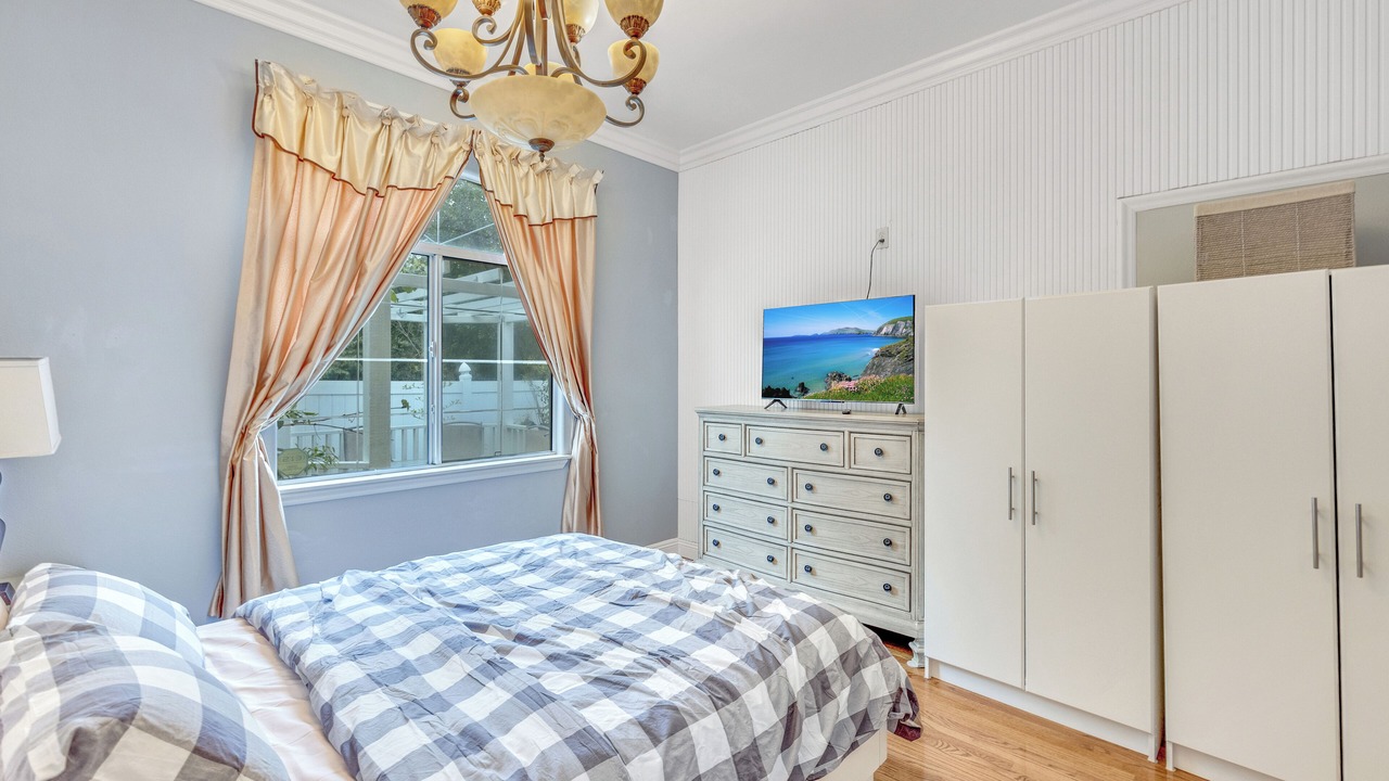 Photo of Bedroom in Lamanda Park