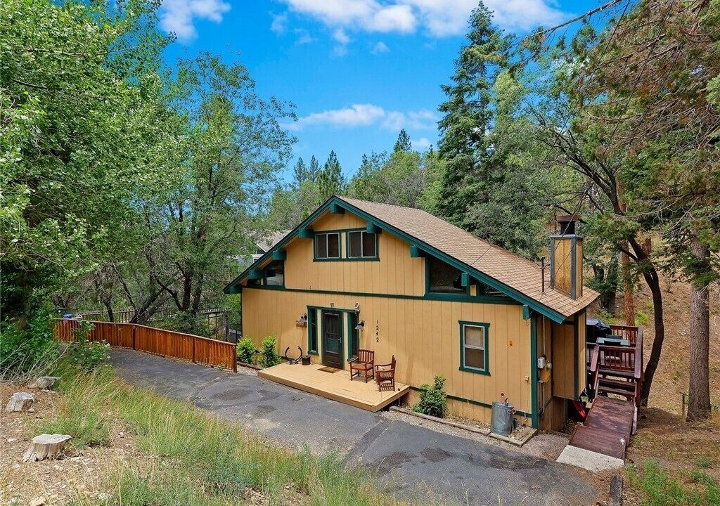 Photo of Outdoor in Upper Moonridge