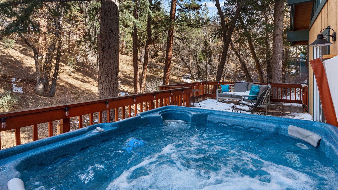 Photo of Outdoor in Upper Moonridge
