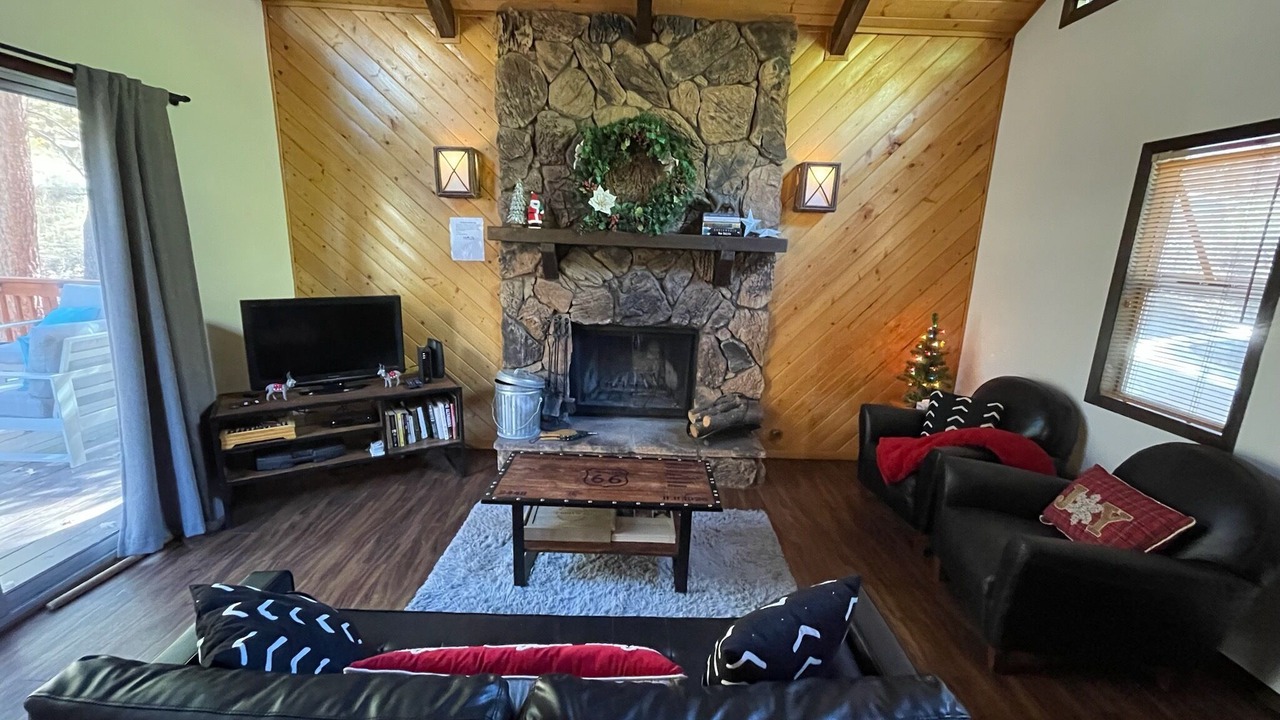 Photo of Livingroom in Upper Moonridge