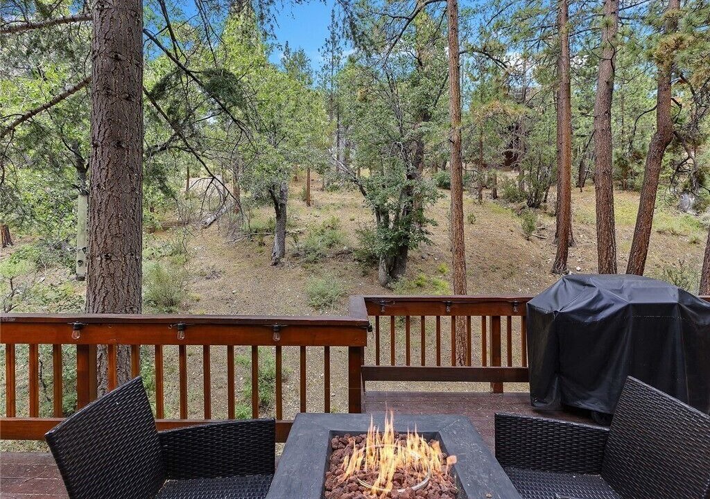 Photo of Outdoor in Upper Moonridge