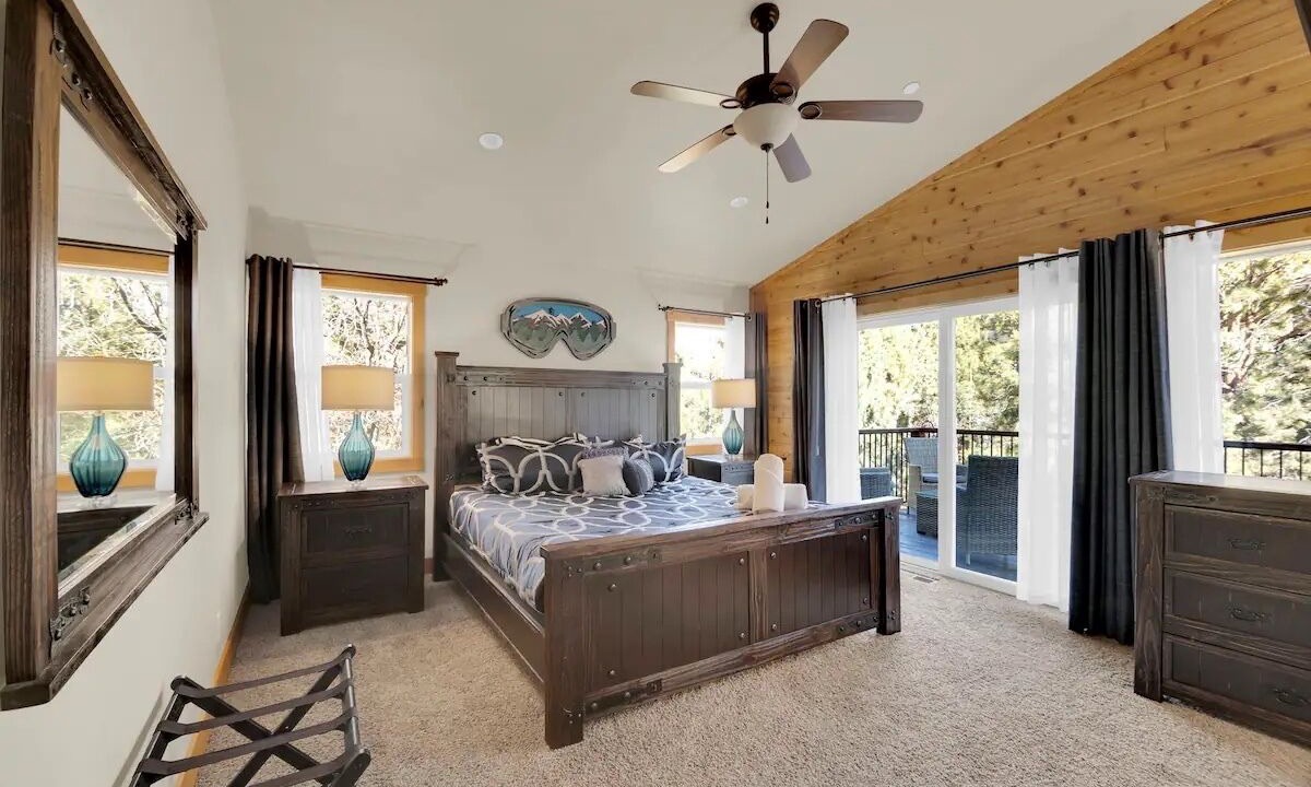 Photo of Bedroom in Upper Moonridge