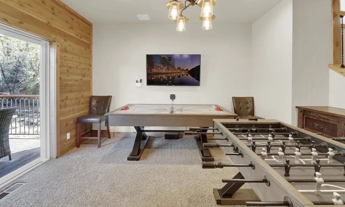 Photo of Bedroom in Upper Moonridge