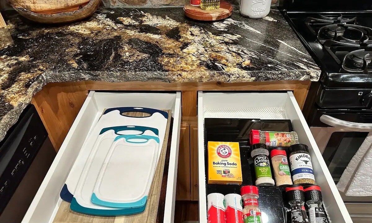 Photo of Kitchen in Upper Moonridge