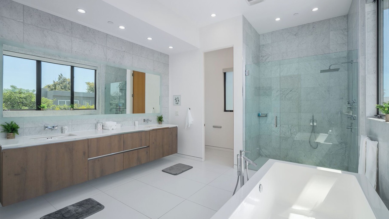 Photo of Bathroom in Beverly Grove