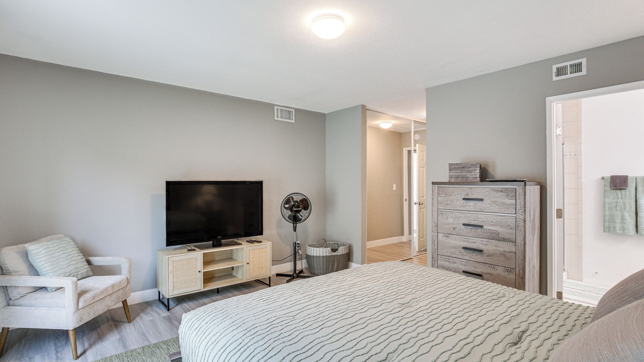 Photo of Bedroom in Spring Valley