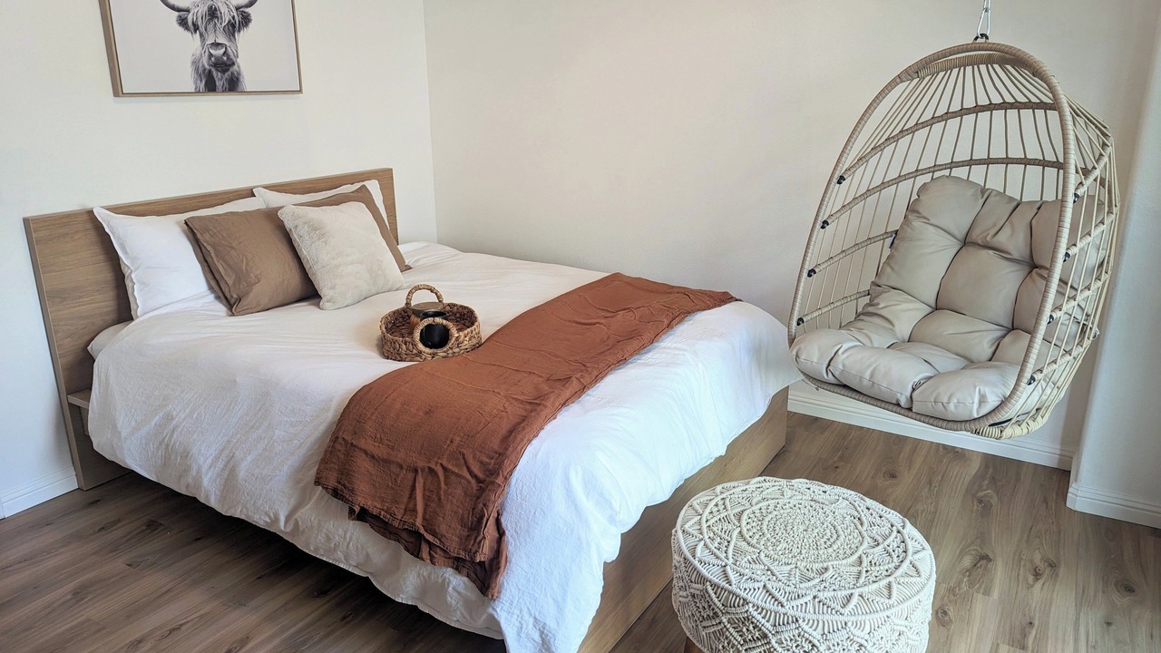 Photo of Bedroom in Running Springs