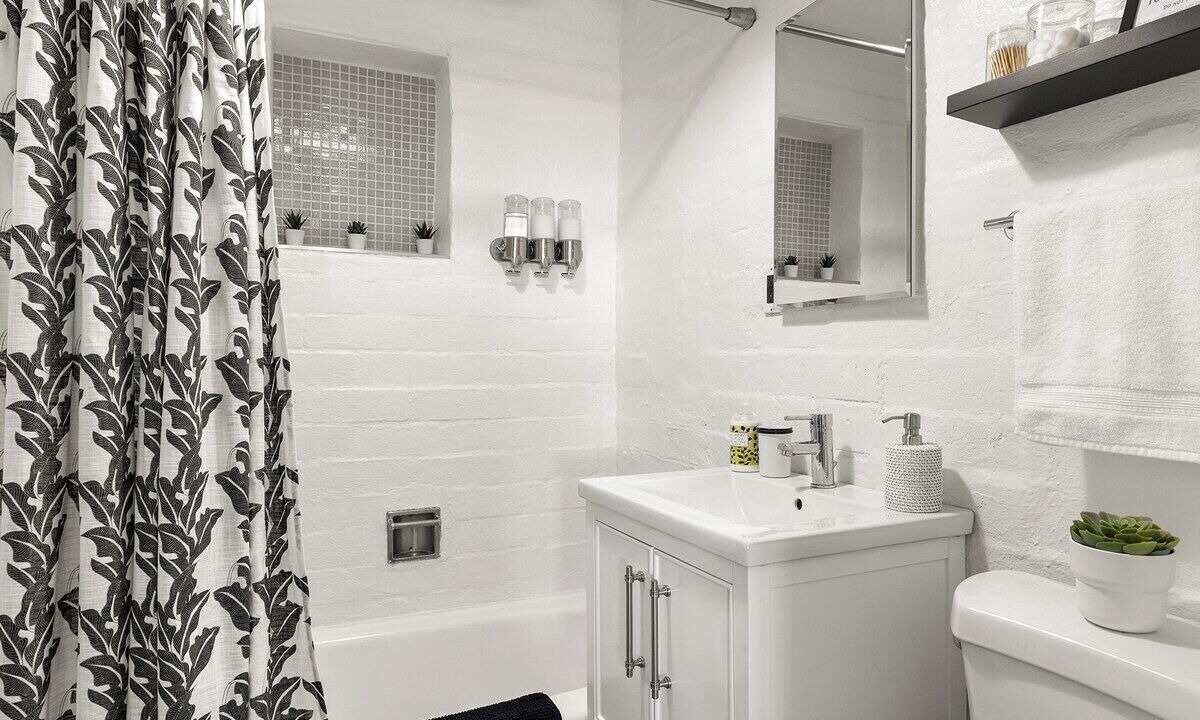 Photo of Bathroom in Twentynine Palms