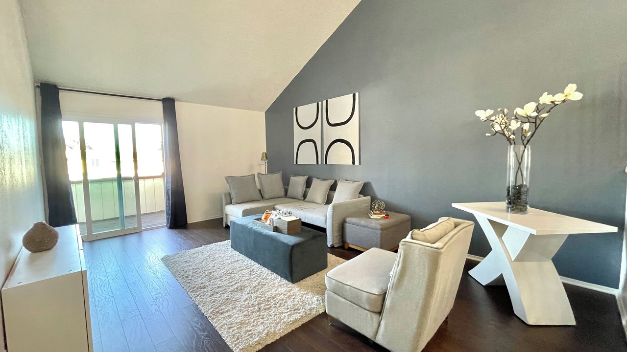 Photo of Livingroom in South San Francisco