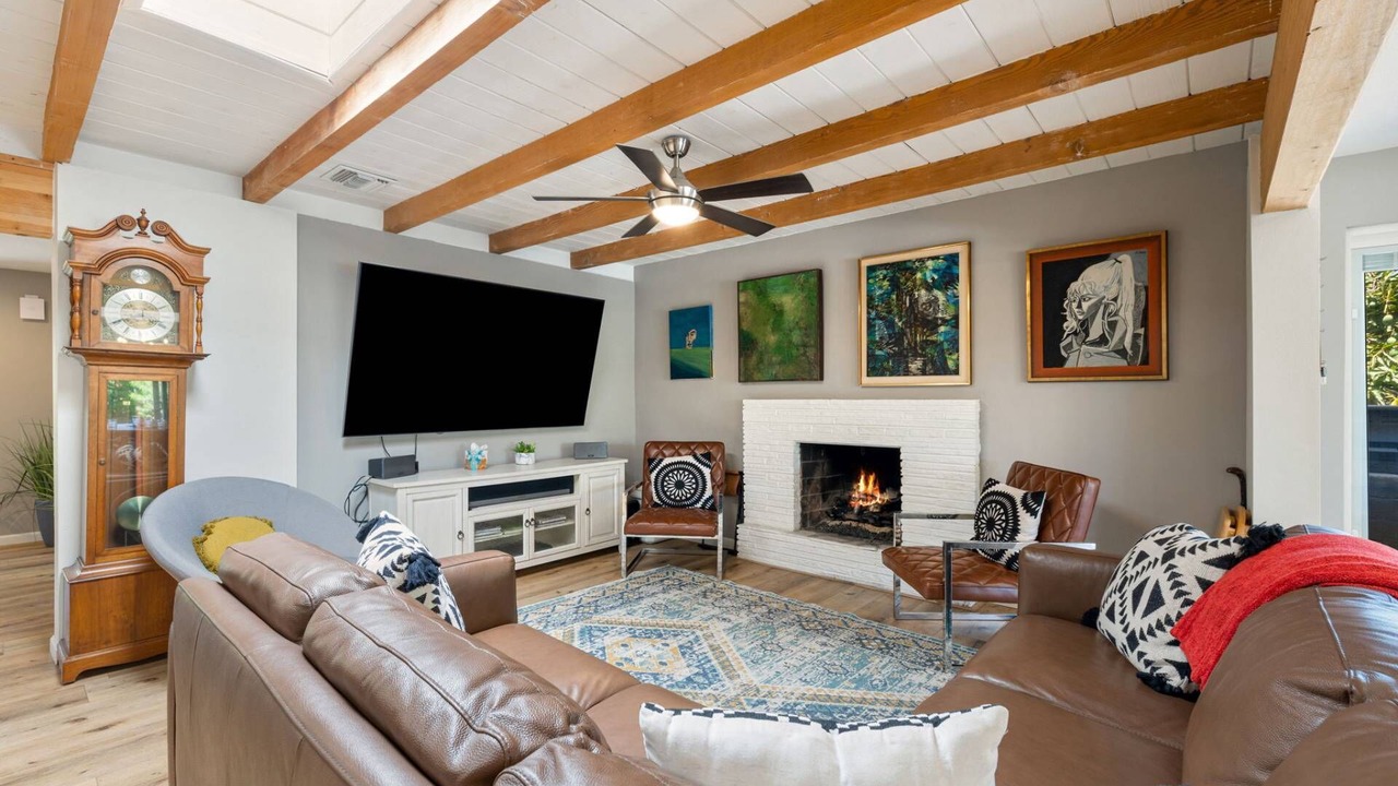 Photo of Bedroom in Magnesia Falls Cove