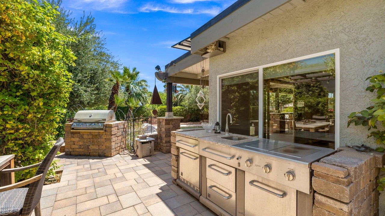 Photo of Outdoor in Magnesia Falls Cove