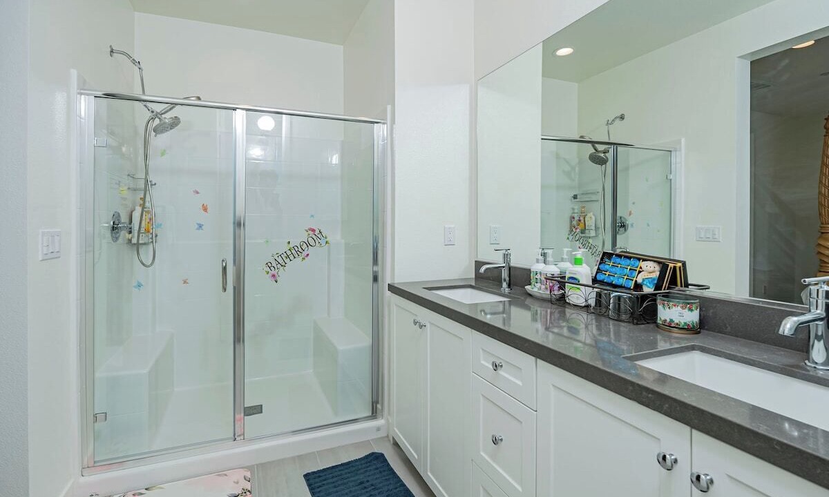 Photo of Bathroom in Ontario