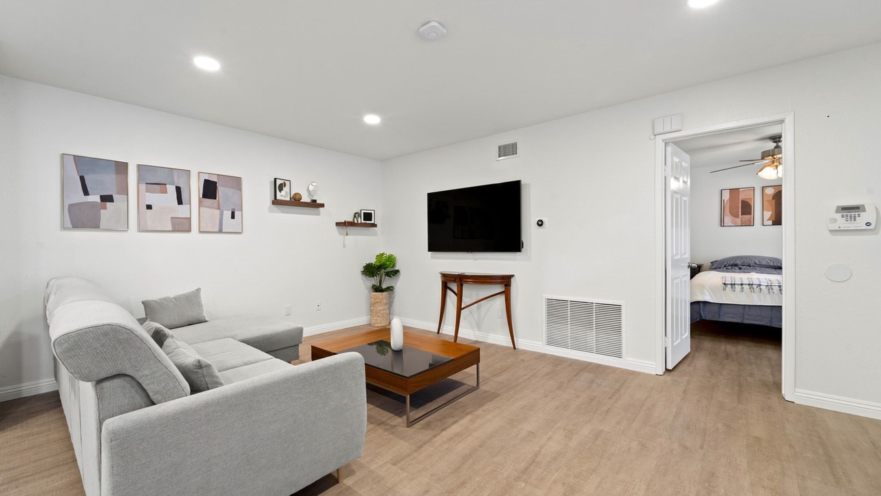 Photo of Livingroom in Rancho Penasquitos