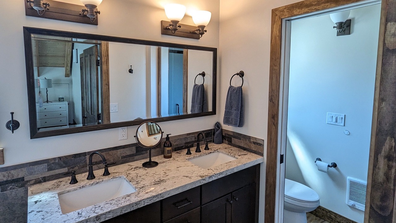 Photo of Bathroom in Woodlands