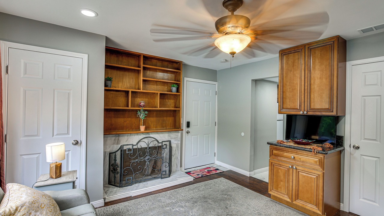 Photo of Livingroom in Anaheim Hills