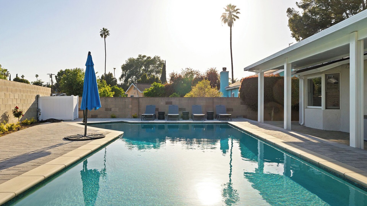 Photo of Outdoor in North Hills