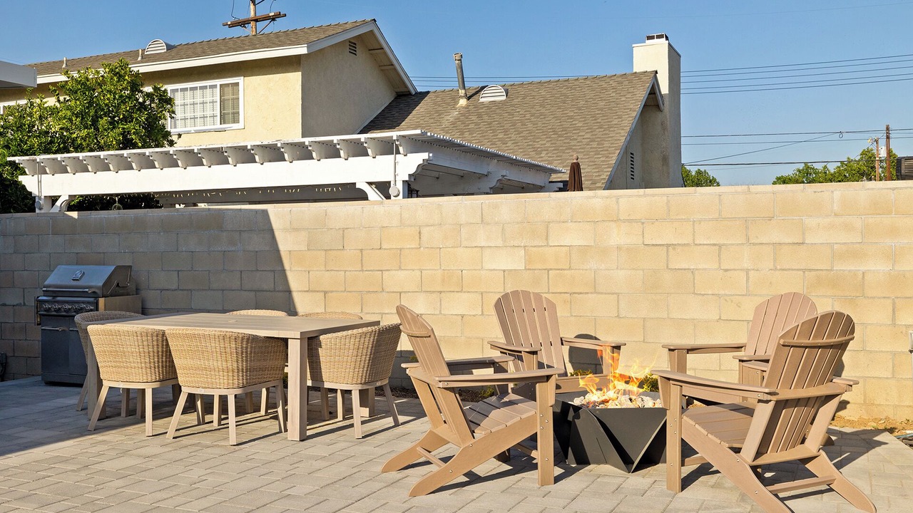 Photo of Outdoor in North Hills