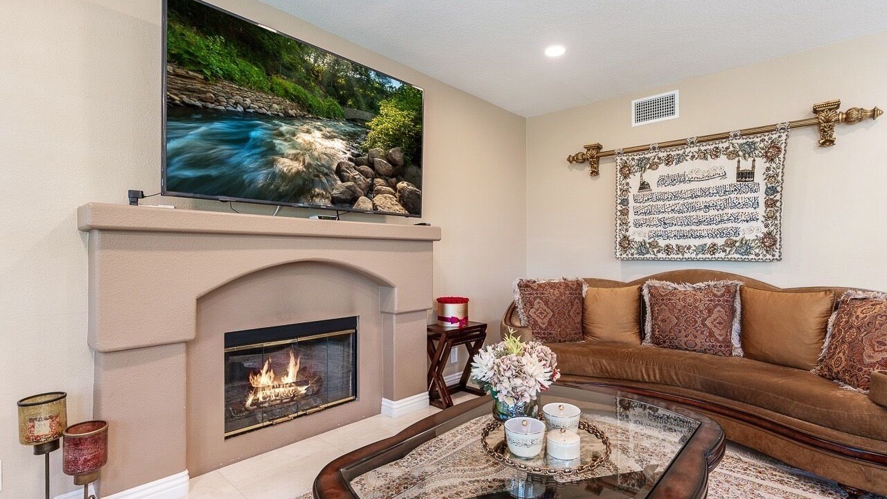 Photo of Livingroom in Anaheim Hills