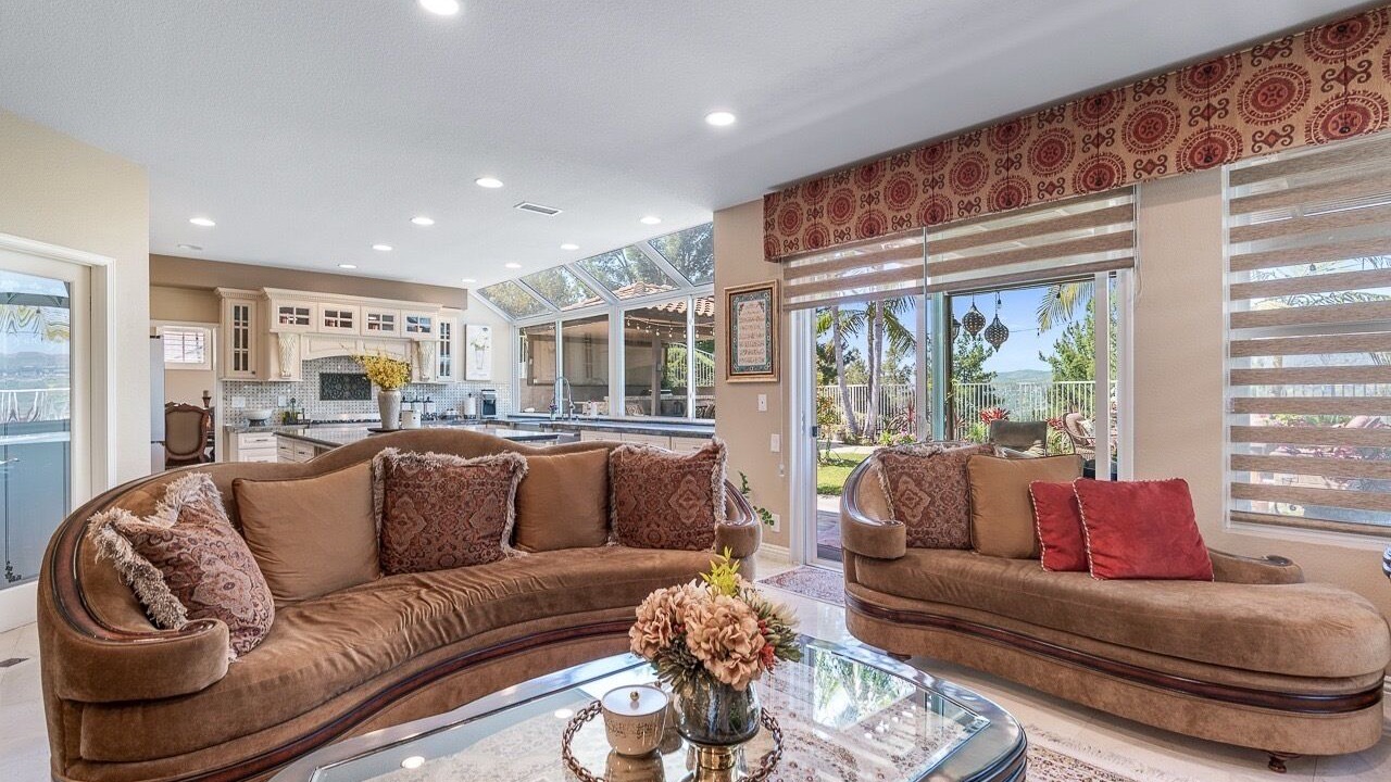 Photo of Livingroom in Anaheim Hills