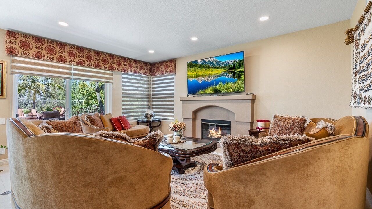 Photo of Livingroom in Anaheim Hills