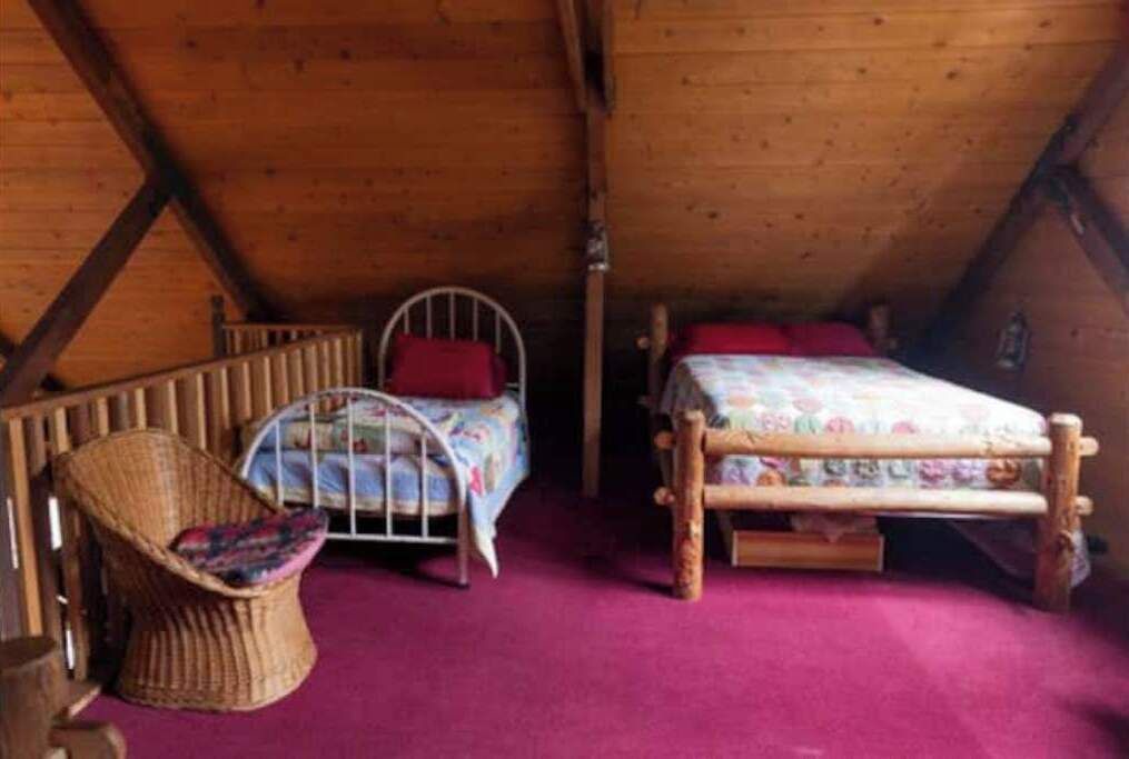 Photo of Bedroom in Groveland