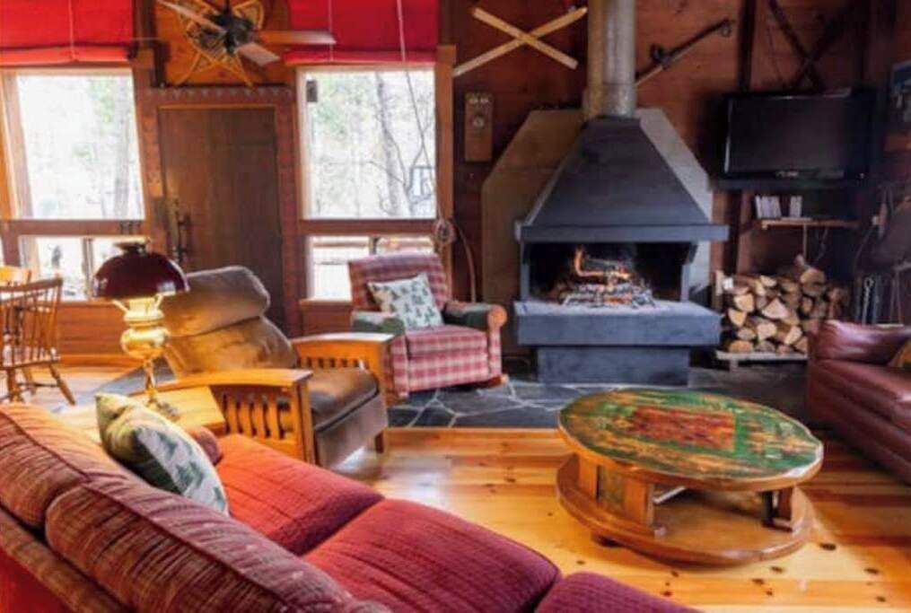 Photo of Livingroom in Groveland