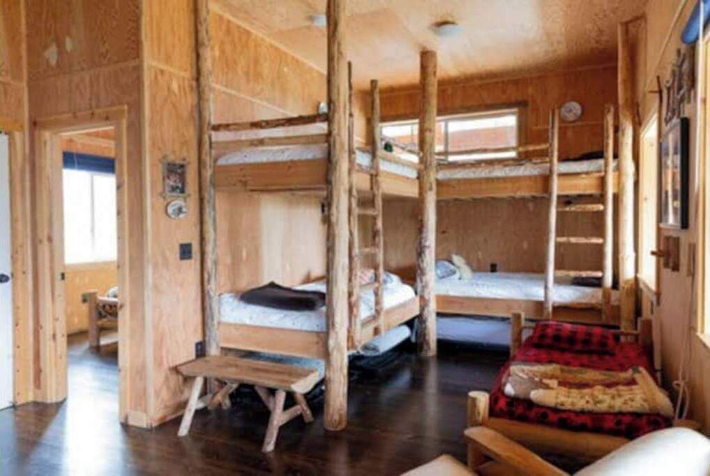 Photo of Bedroom in Groveland