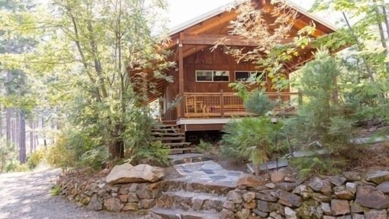 Photo of Outdoor in Groveland