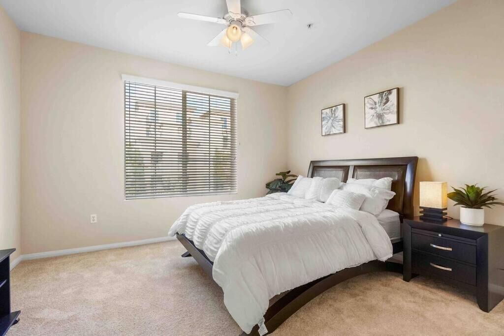 Photo of Bedroom in Anaheim Resort