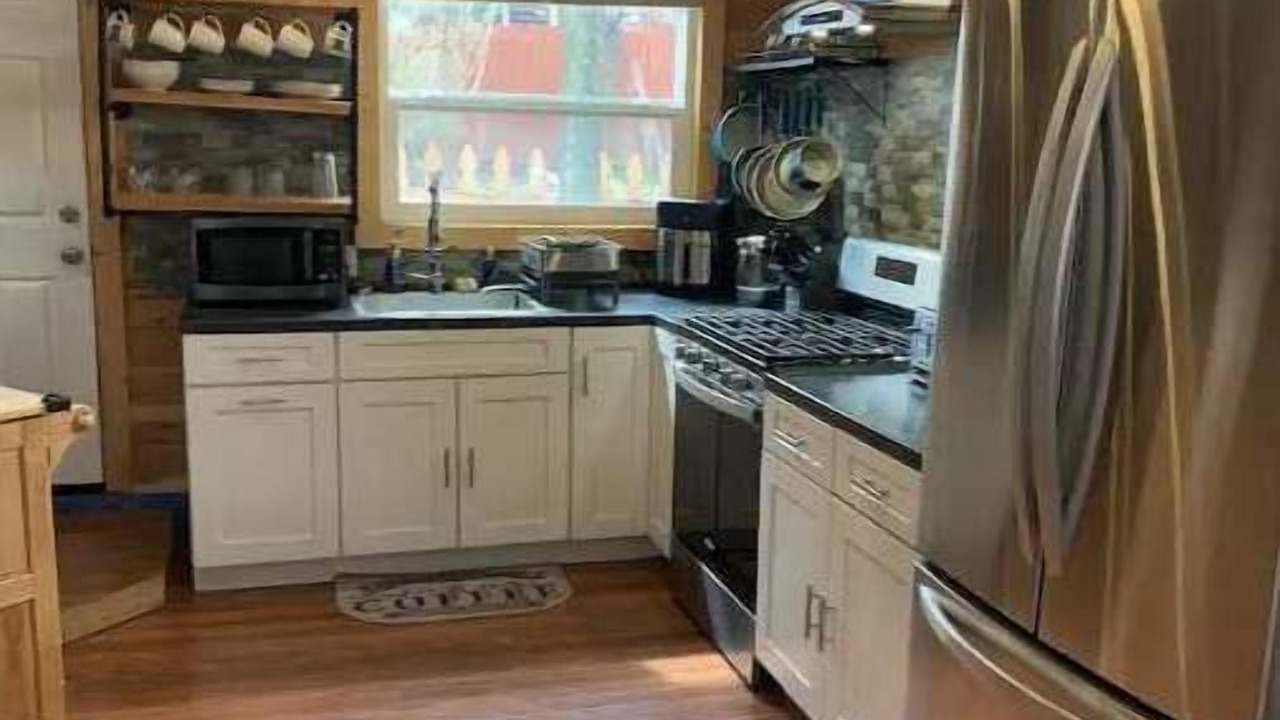 Photo of Kitchen in Frazier Park