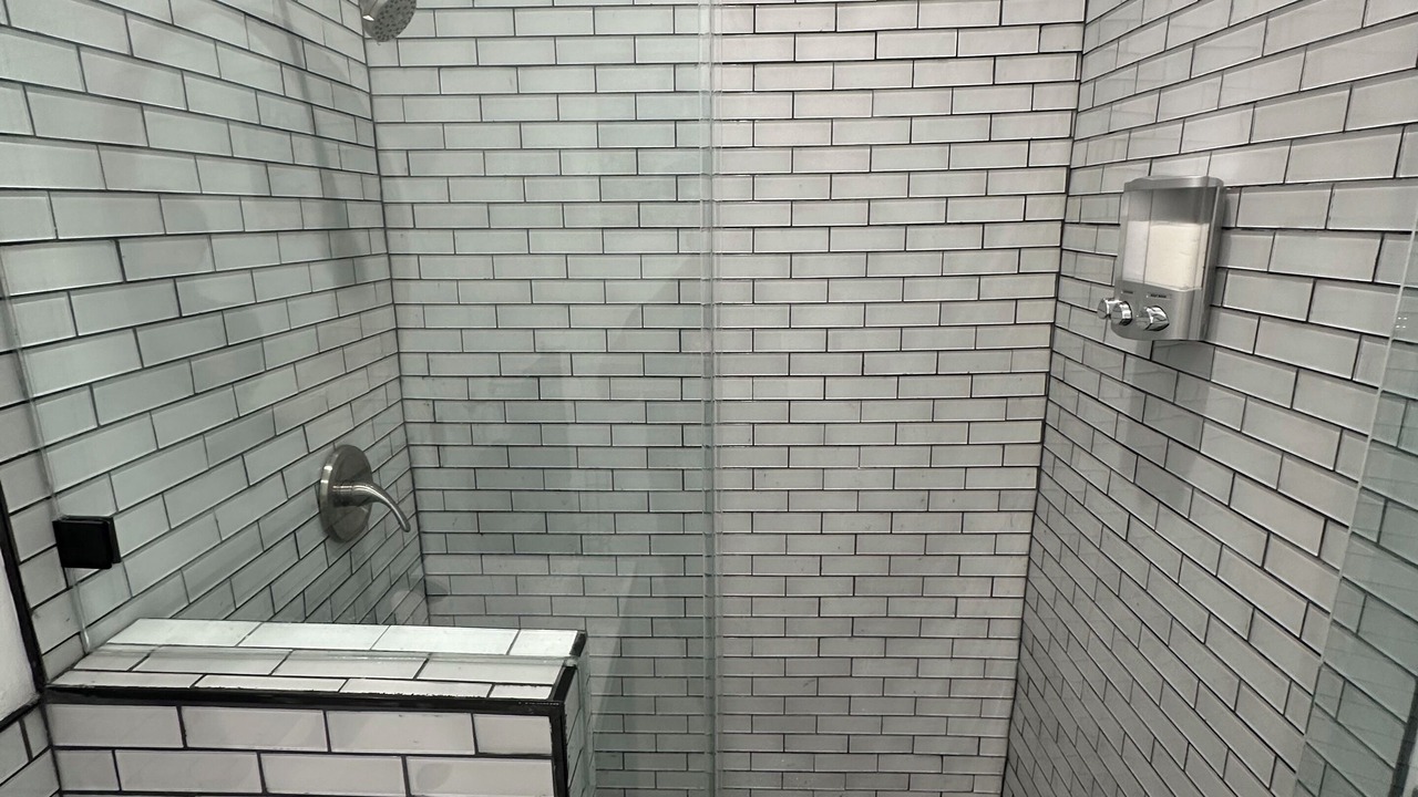 Photo of Bathroom in Del Aire