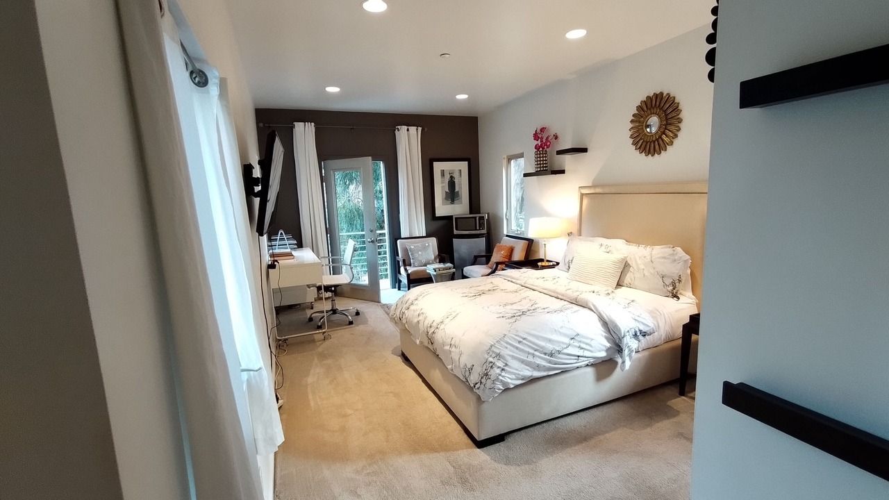 Photo of Bedroom in Hollywood Hills West