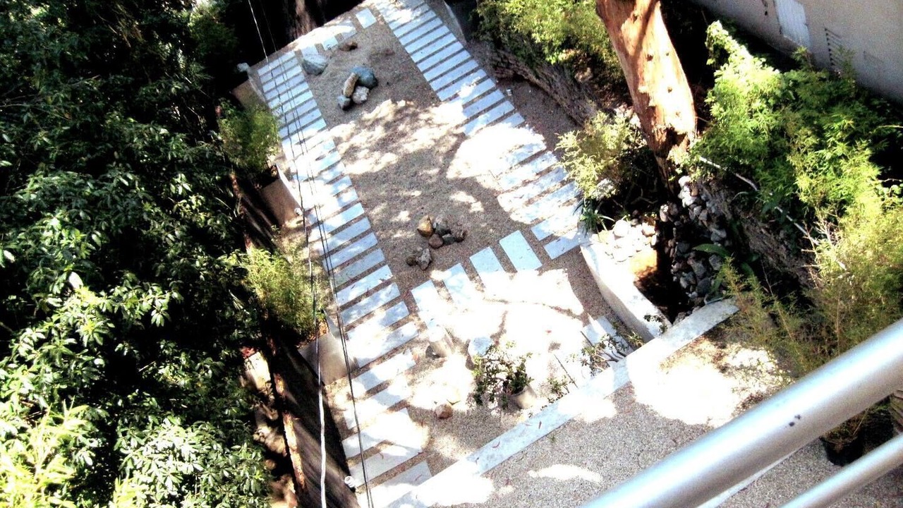 Photo of Outdoor in Hollywood Hills West