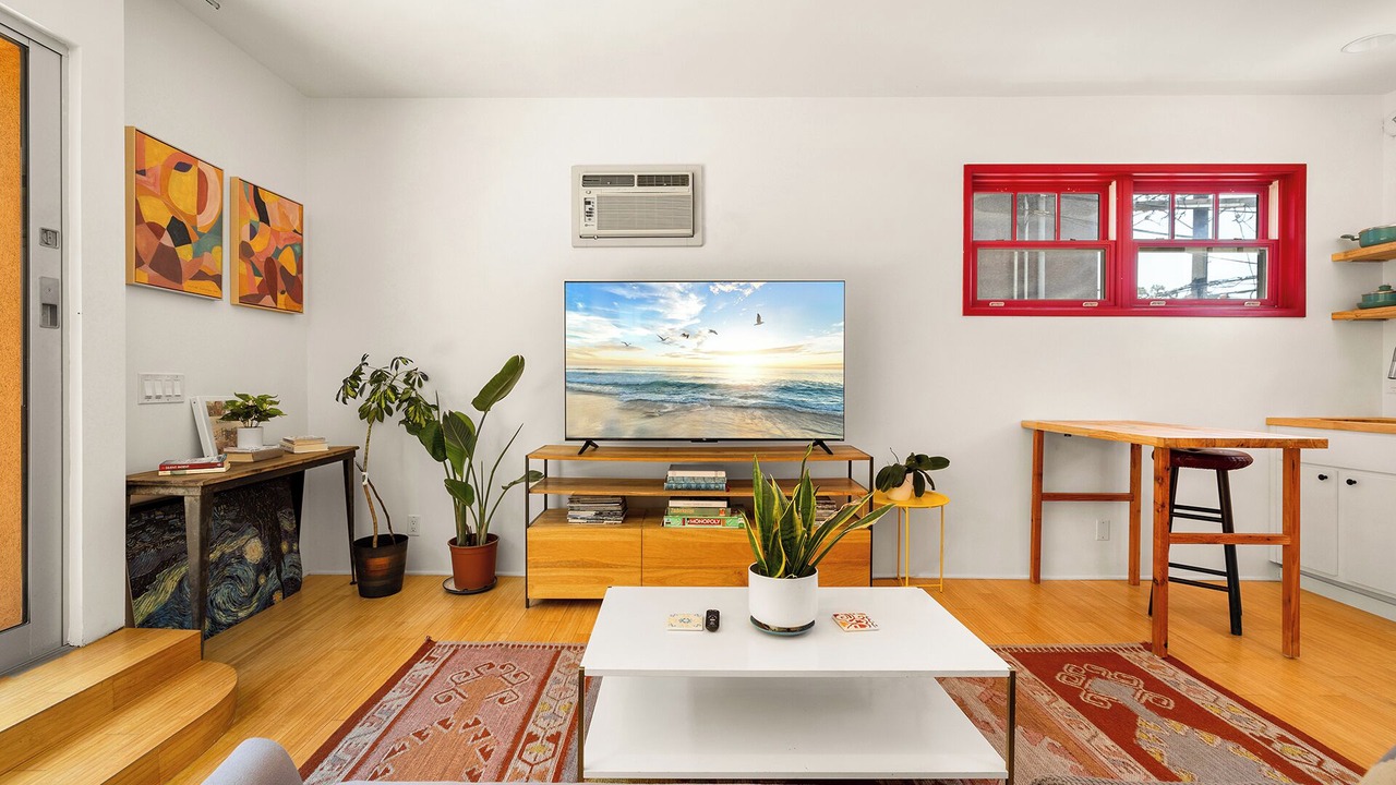 Photo of Livingroom in Silver Strand