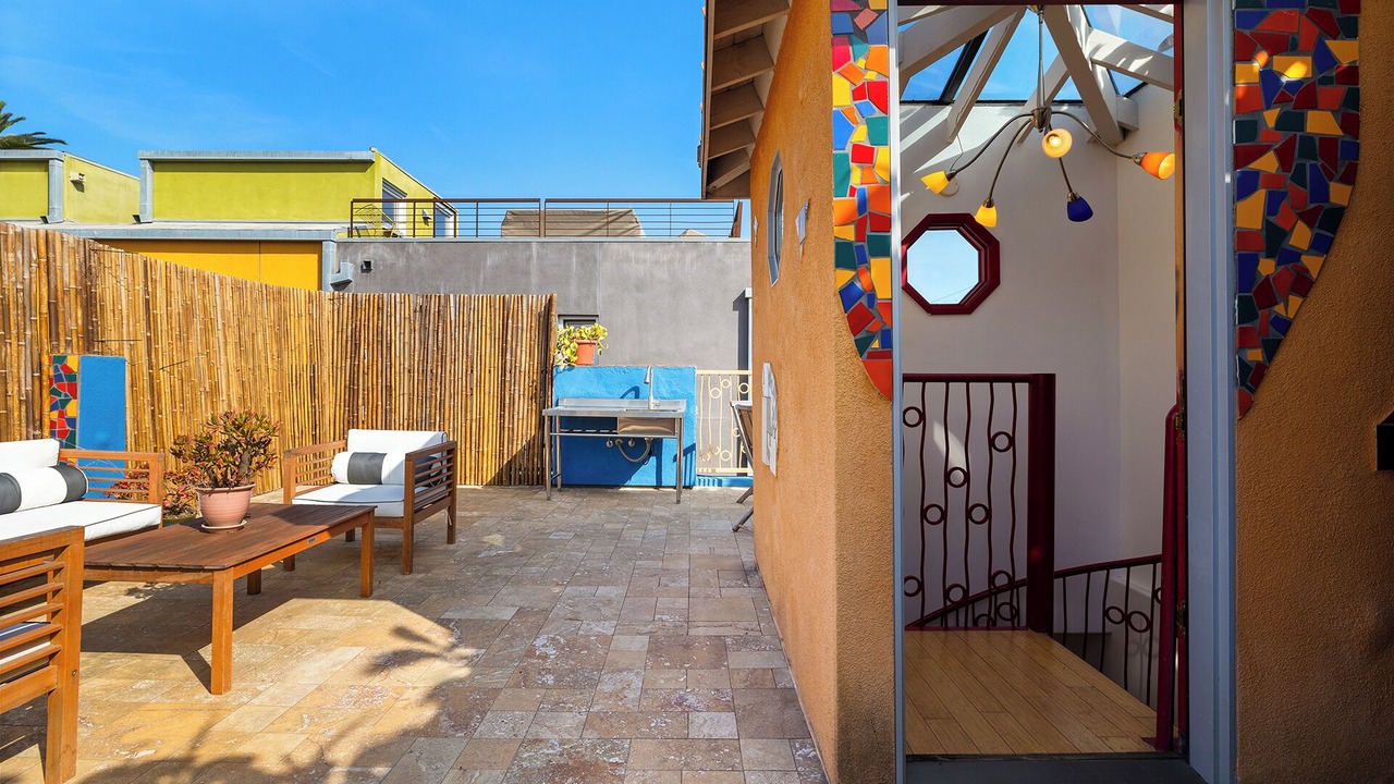Photo of Patio Balcony in Silver Strand