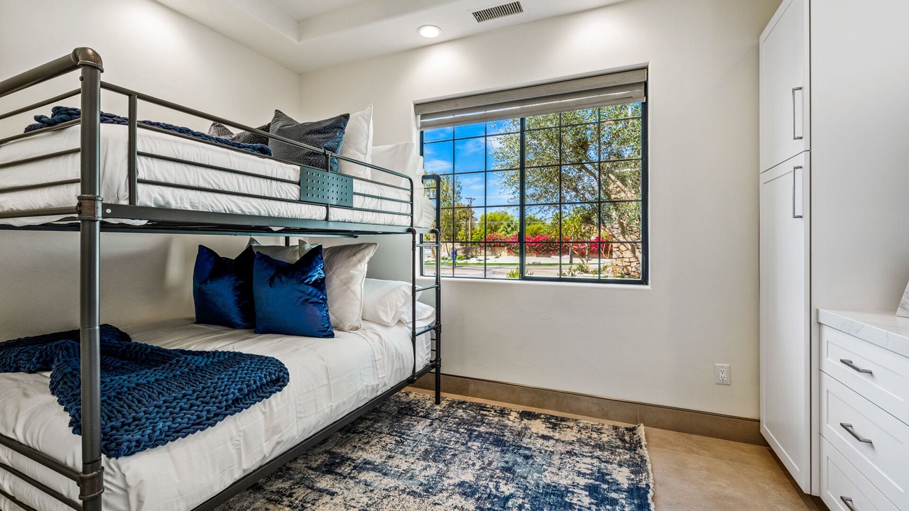 Photo of Bedroom in Bermuda Dunes