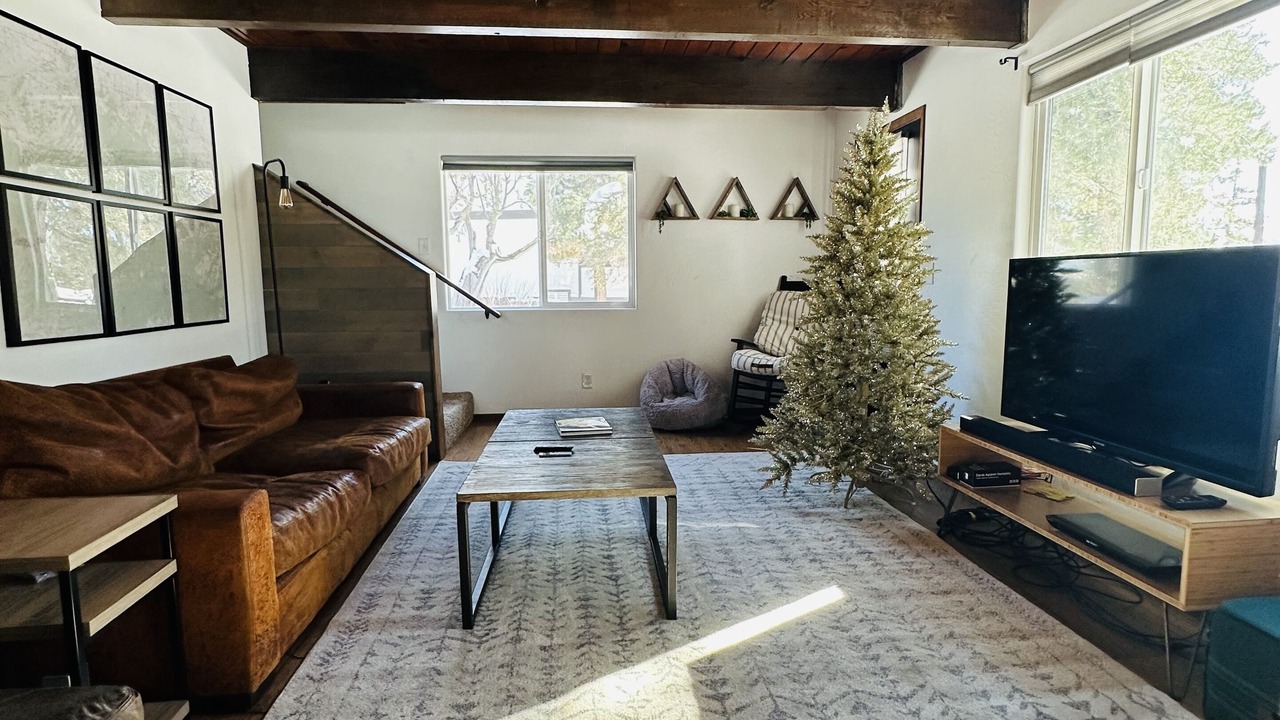 Photo of Livingroom in Whispering Forest